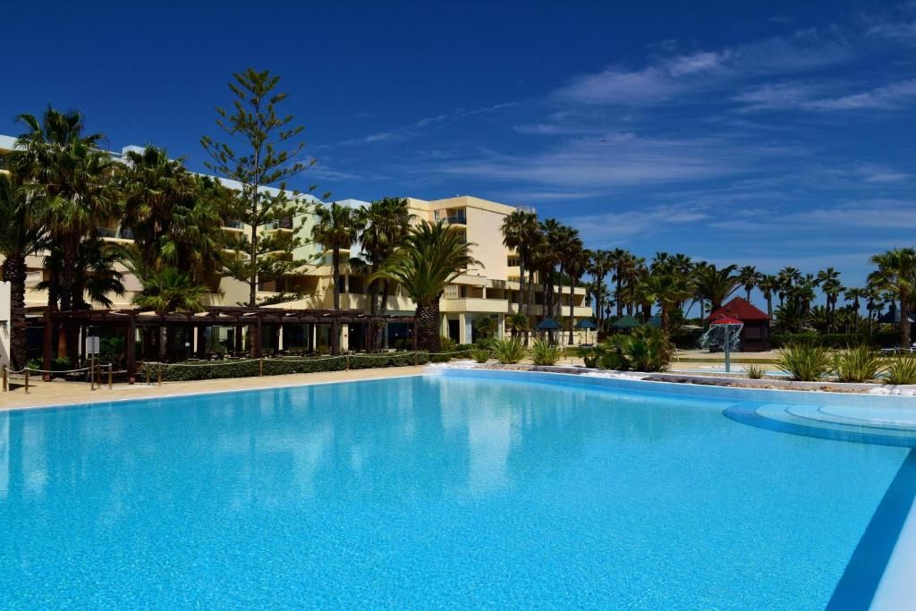 Pestana Viking Beach and Spa Resort фото 12