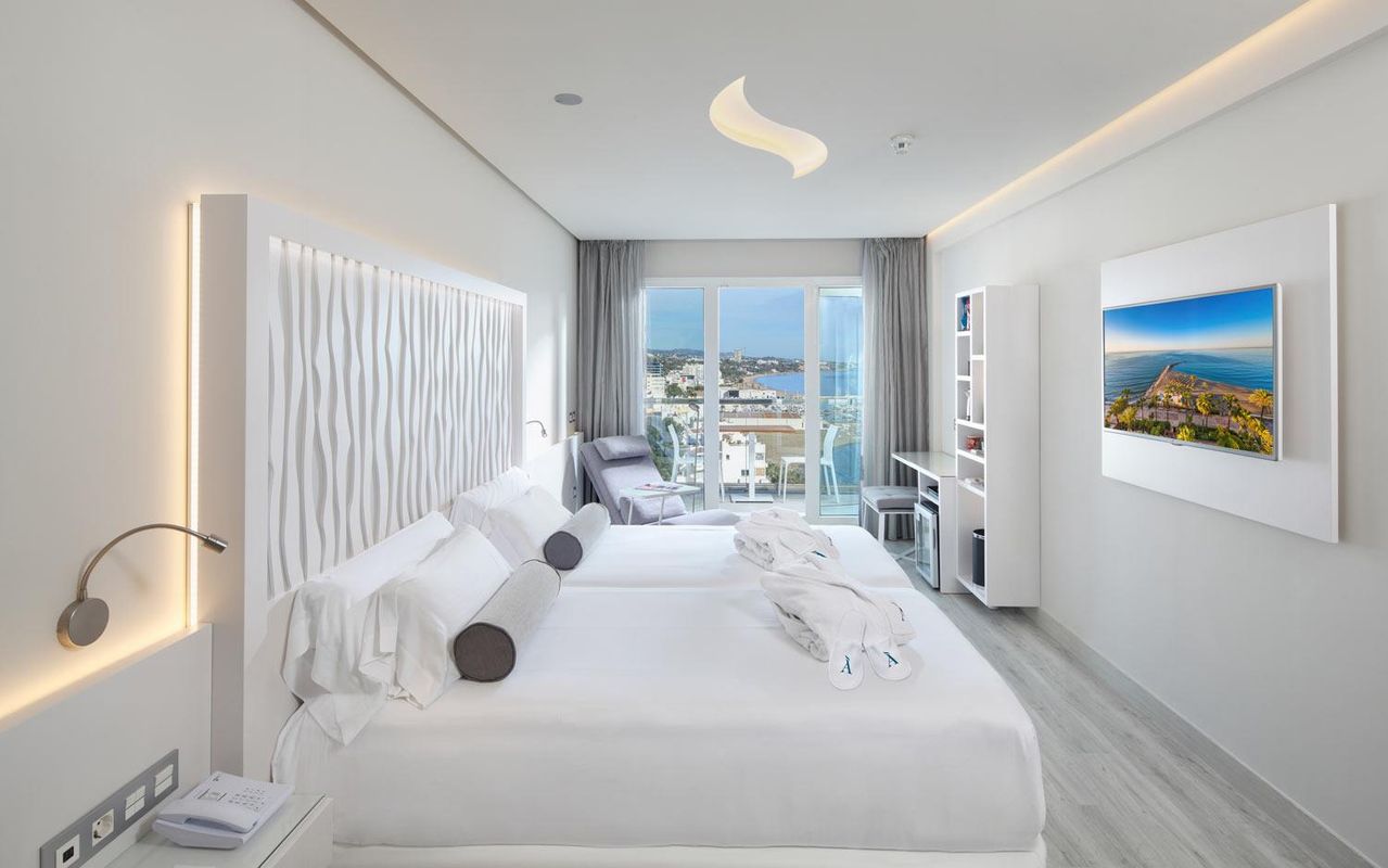 Amàre Beach Hotel Marbella - Adults Only фото 2