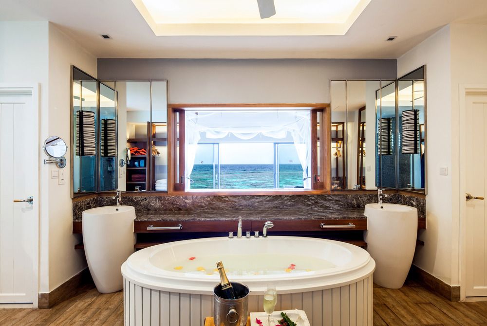 Machchafushi Island Resort & Spa Maldives, The Centara Collection фото 181