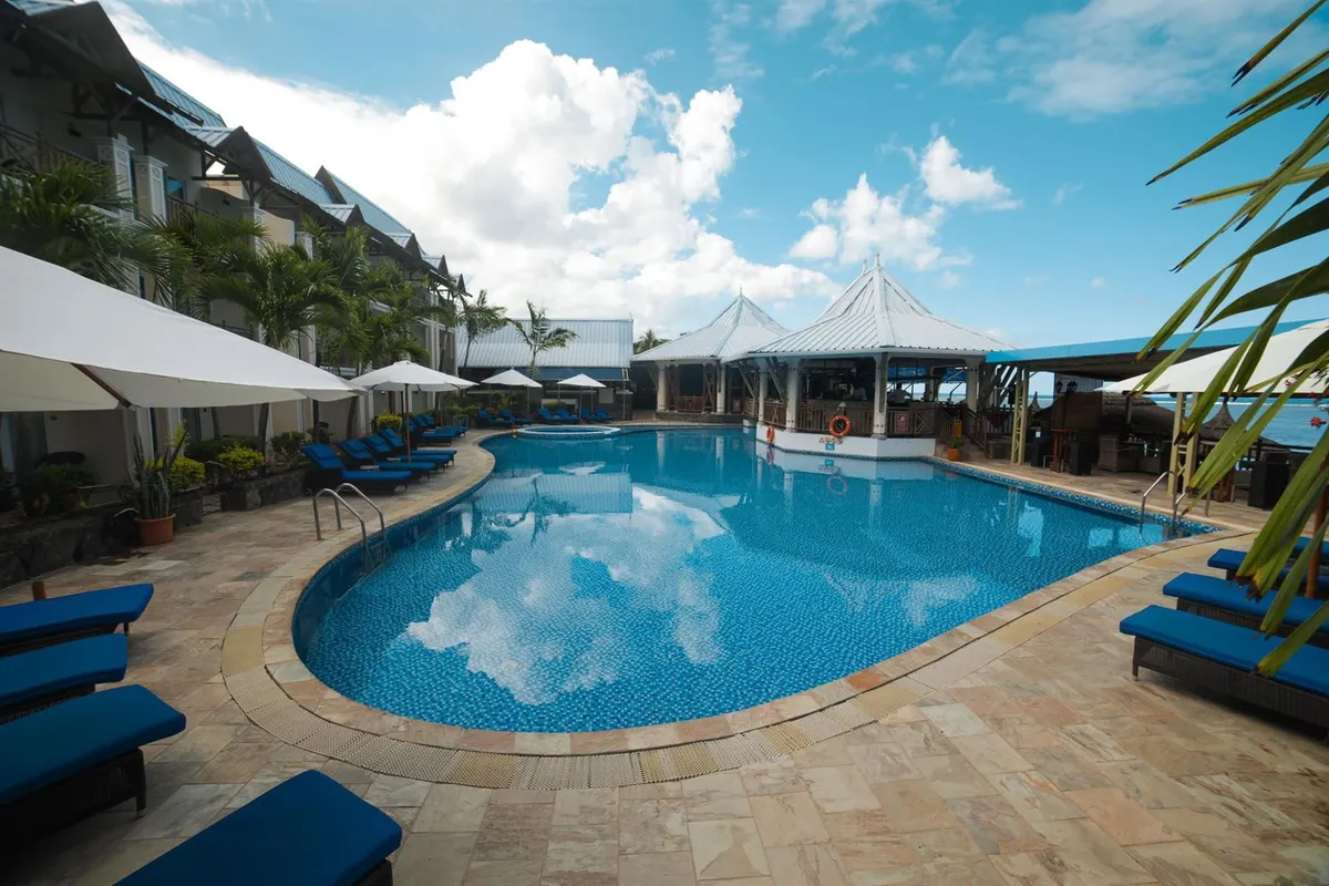 Pearle Beach Resort & Spa фото 5