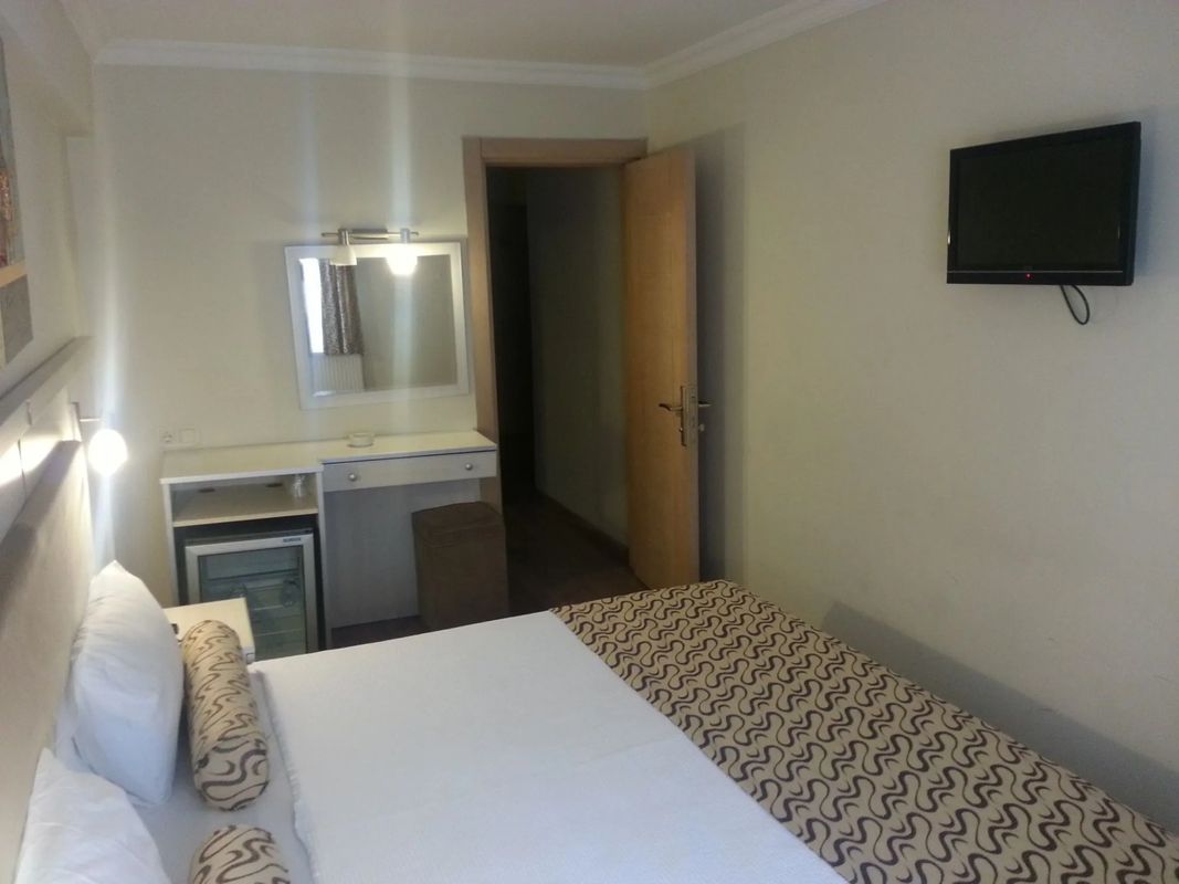 Grand Zeybek Hotel фото 3