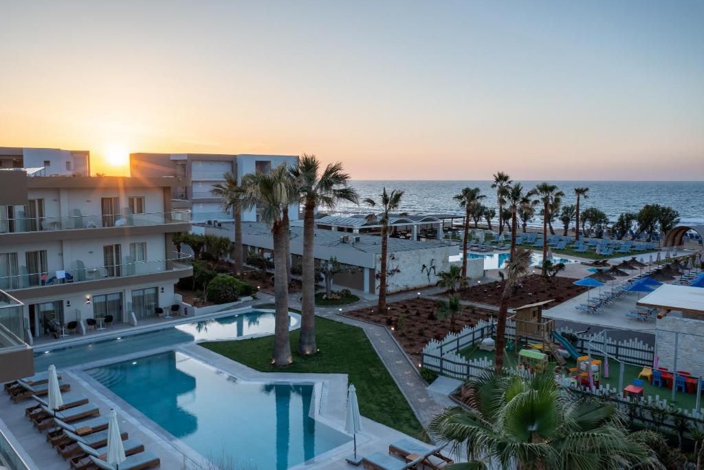 Malia Bay Beach Hotel & Bungalows фото 35