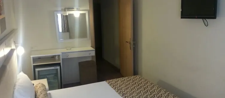 Фото отеля Grand Zeybek Hotel