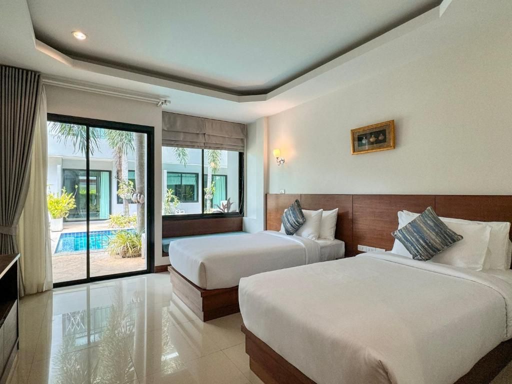 XAYA Pool Access Resort фото 3