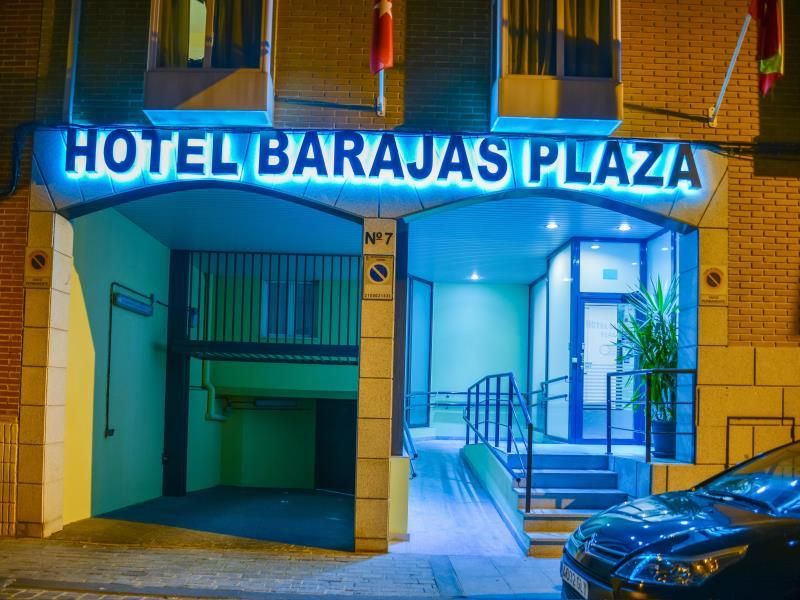 Hotel Barajas Plaza фото 10