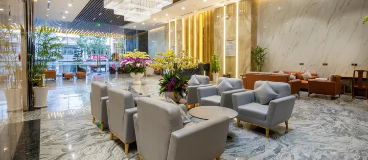 Фото отеля Miracle Luxury Hotel