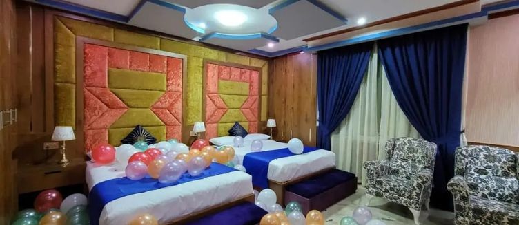 Фото отеля Camphor Hotel