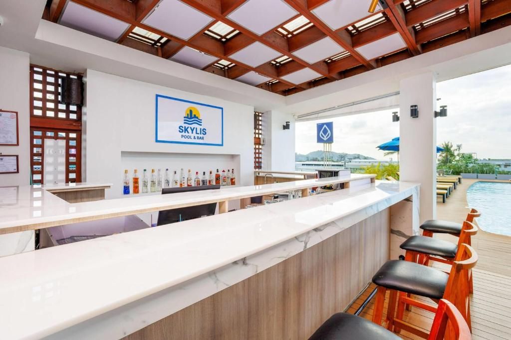 Days Inn by Wyndham Patong Beach Phuket фото 53