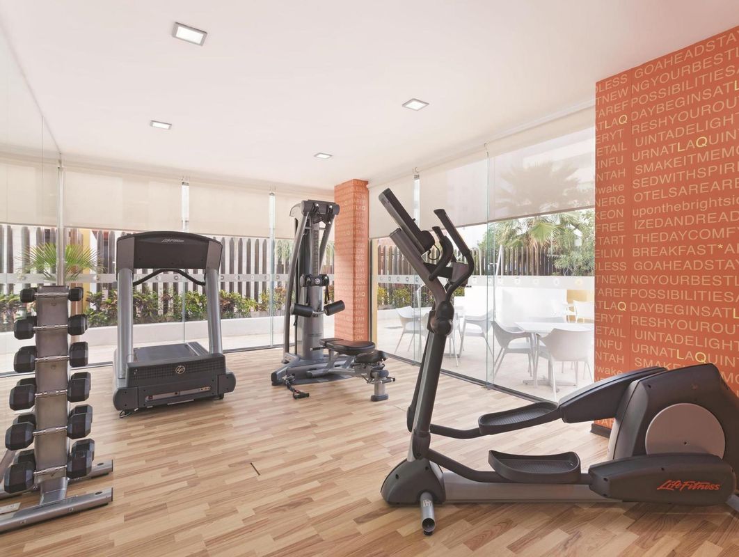 Wyndham Garden Cancun Downtown фото 20