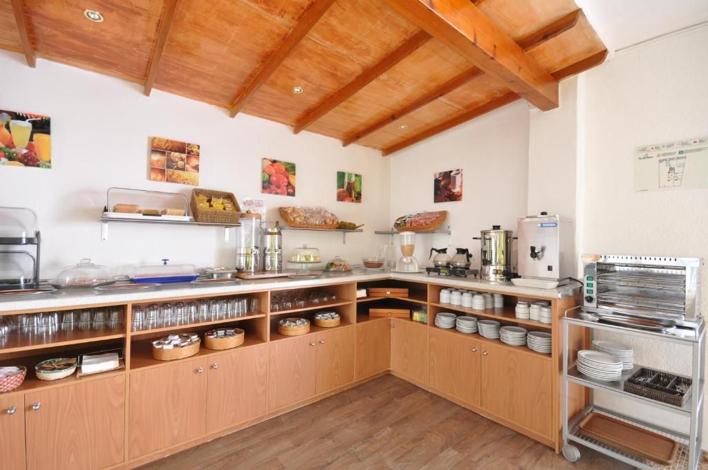 Хостел «Hostal Europa Punico» фото 2