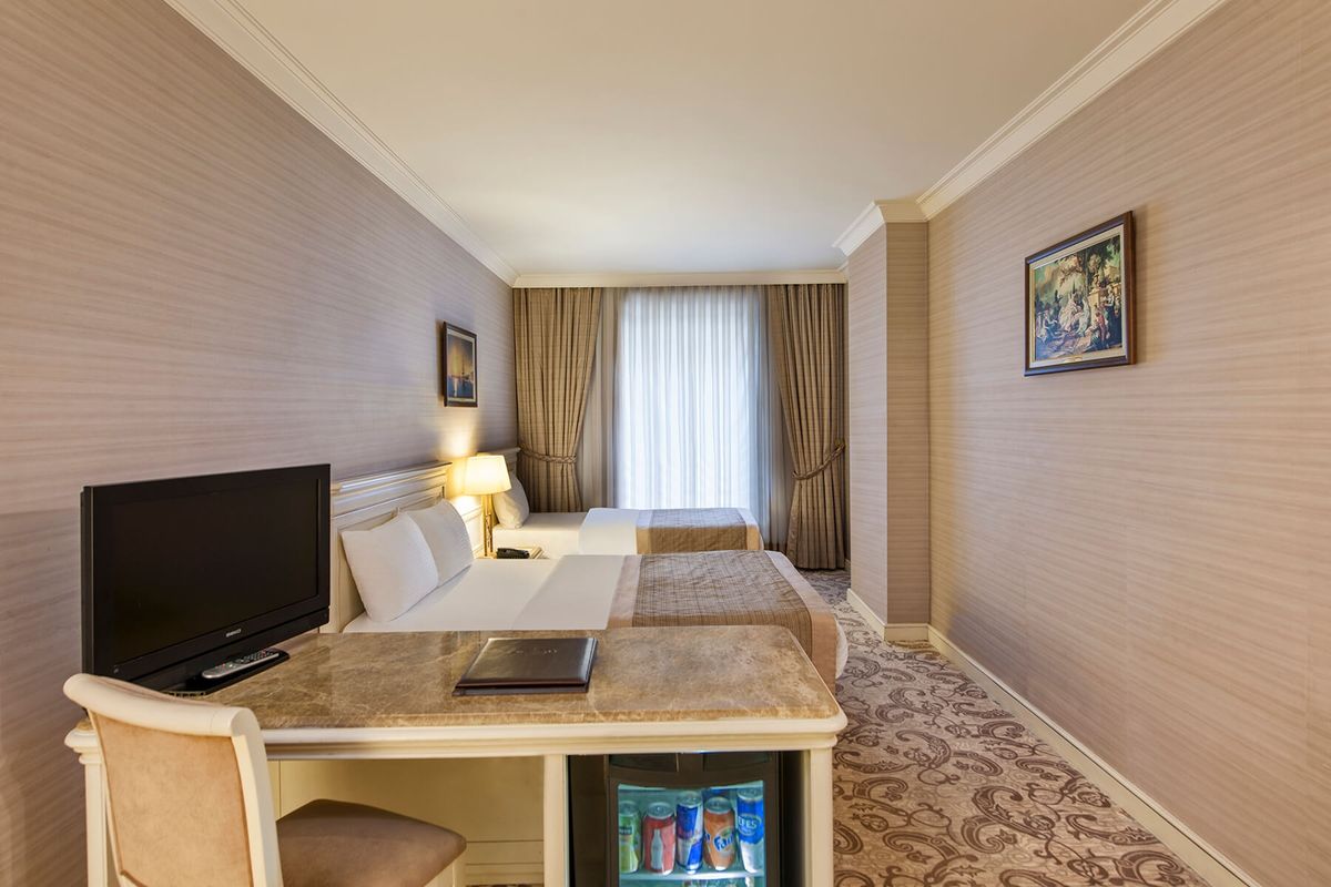 Elite World Comfy Istanbul Taksim Hotel фото 2