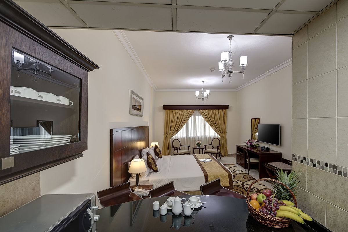 Rose Garden Hotel Apartments - Bur Dubai фото 21
