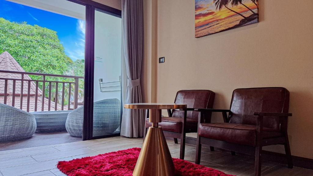 Quality Resort and Spa Patong Beach фото 82