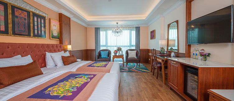 Фото отеля The Empress Premier Chiang Mai