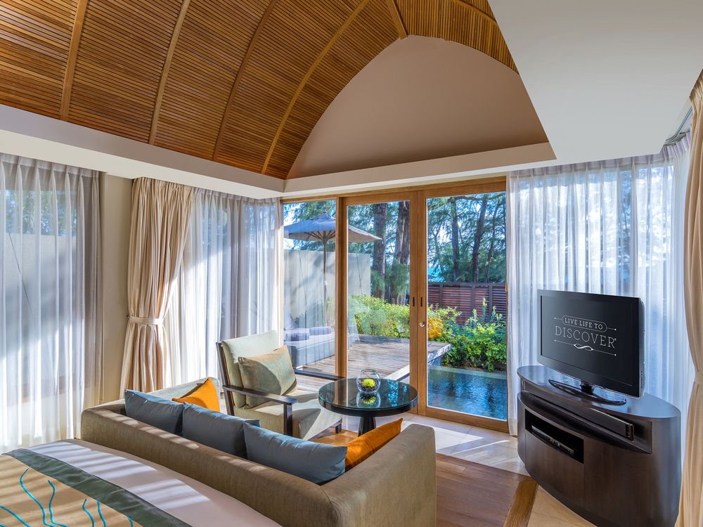 Renaissance Phuket Resort & Spa фото 78