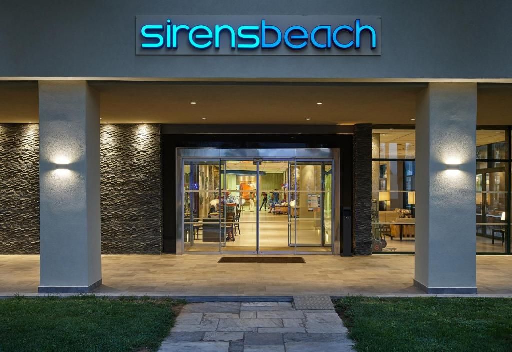 Sirens Beach & Village фото 39