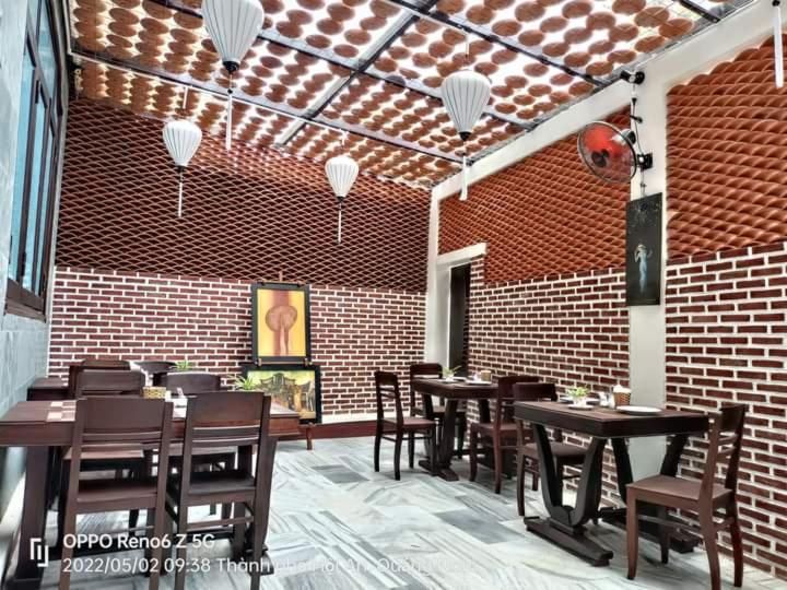 Vinh Hung Library фото 52