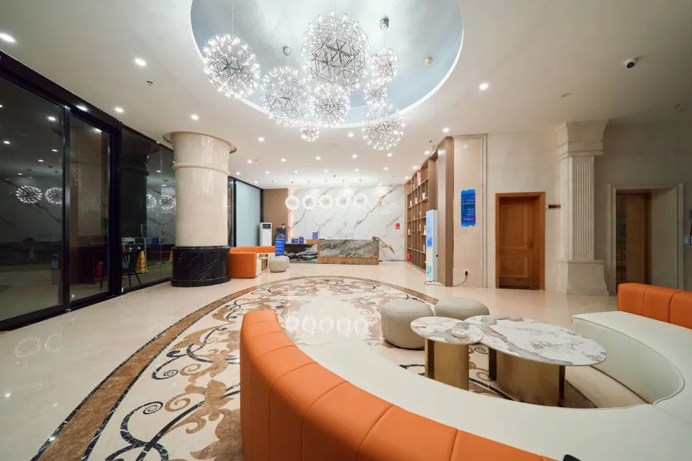 SANYA YEJING LANAN GRAND HOTEL (DADONGHAI SQUARE BRANCH) фото 3