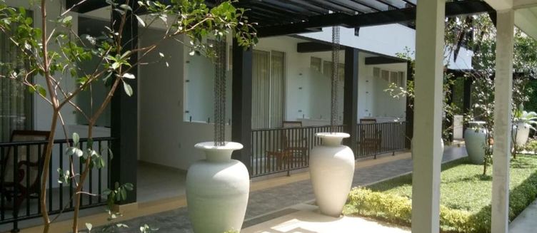 Фото отеля Garden Beach Hotel