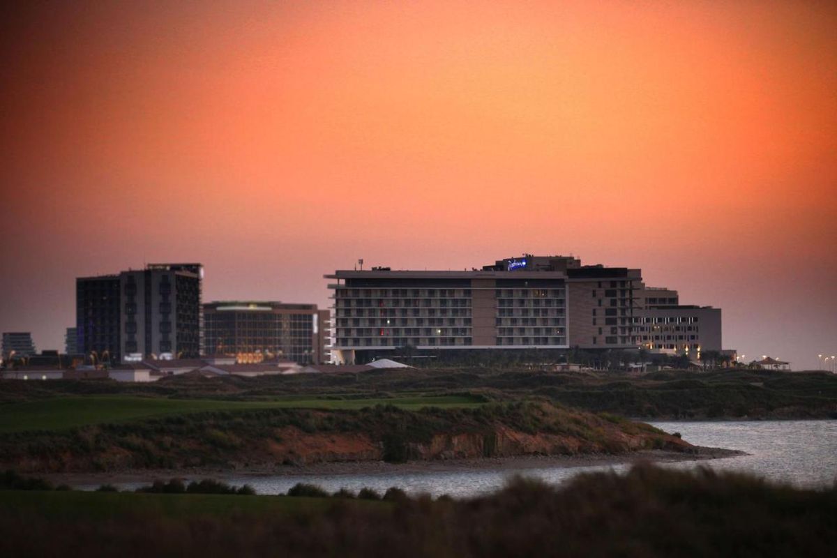 Yas Plaza Mangroves by IHG фото 14