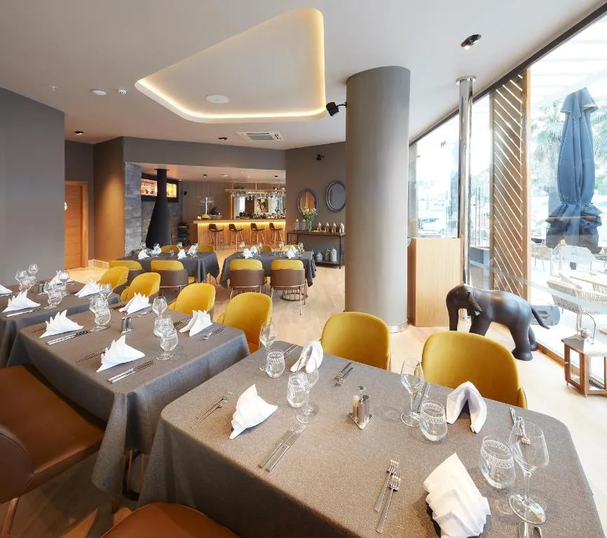 Lalila Blue Suites фото 9