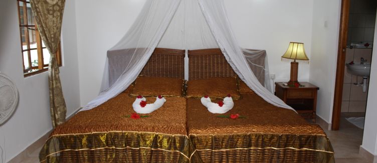 Фото отеля Le Surmer Self Catering Chalets