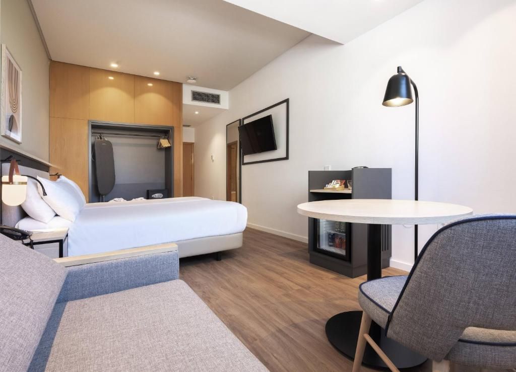 Tryp Málaga Alameda Hotel фото 12