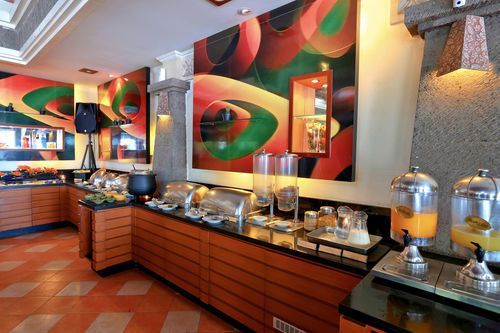 The Vira Bali Boutique Hotel & Suite фото 27