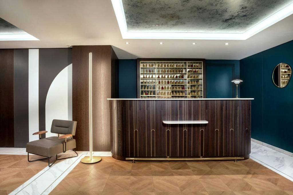 Sheraton Zürich Neues Schloss Hotel фото 7