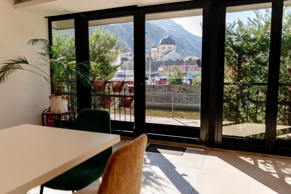 Accommodation Tianis Deluxe Rooms фото 16
