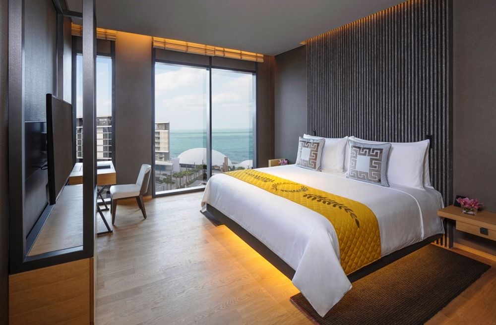 Bluewaters Beach Hotel фото 88