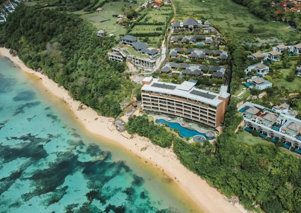 Ulu Segara Luxury Suites & Villas фото 1