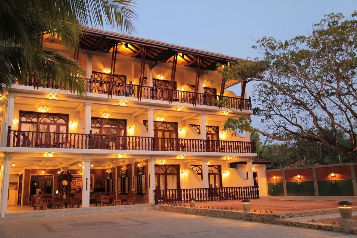 Wunderbar Beach Hotel фото 2
