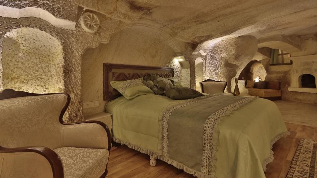 Golden Cave Suites фото 44
