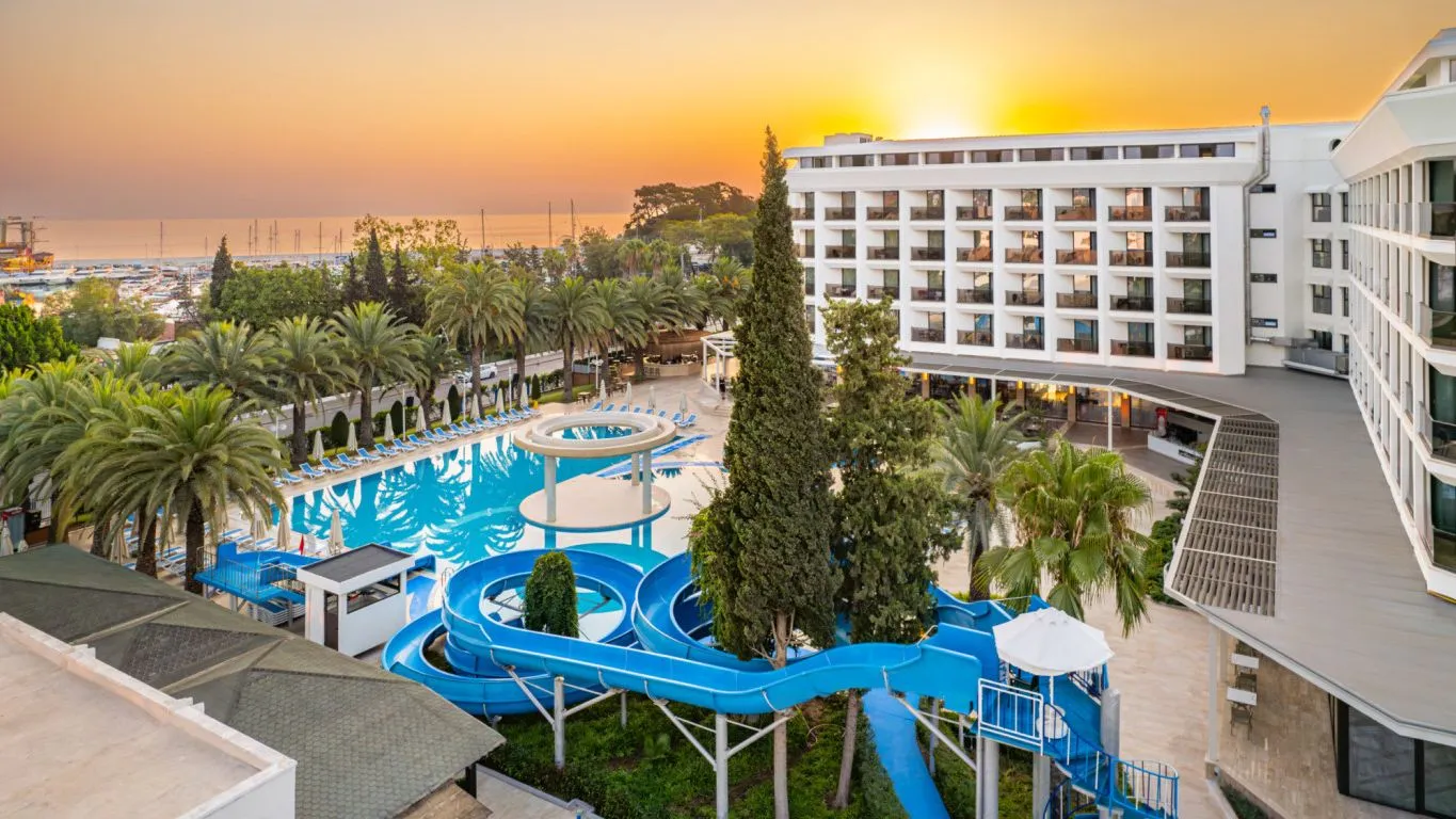 Ozkaymak Kemer Marina Hotel фото 7