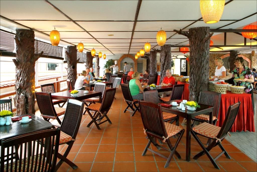 Hoi An Lantern Hotel фото 65
