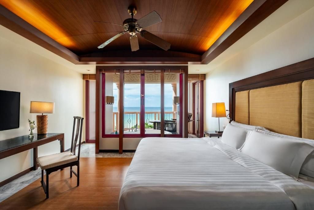 Centara Grand Beach Resort Phuket фото 129