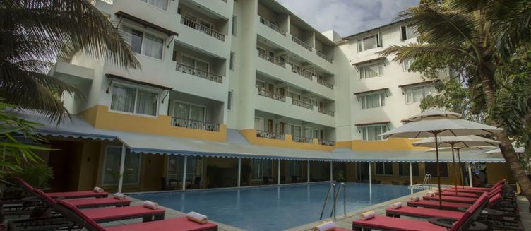 Фото отеля Silver Shell Resort