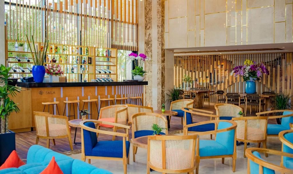 Sala Danang Beach Hotel фото 7