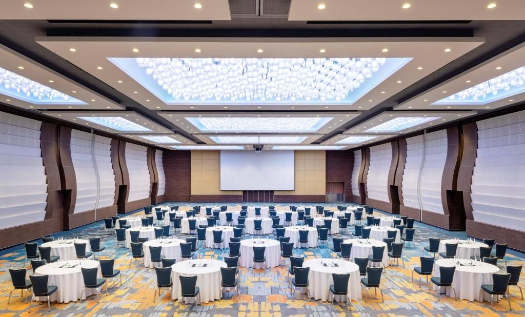 Holiday Inn Doha - The Business Park фото 38