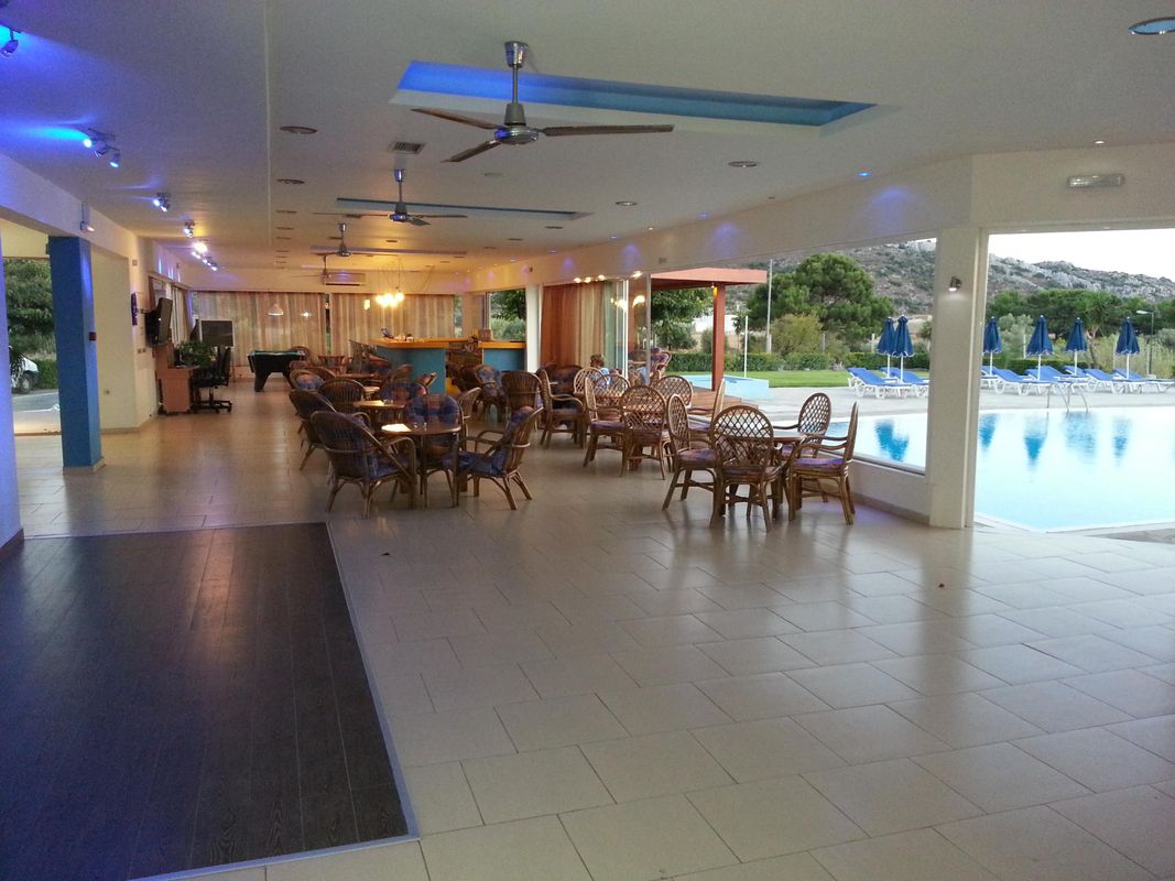 Zoes Hotel - Studios фото 2