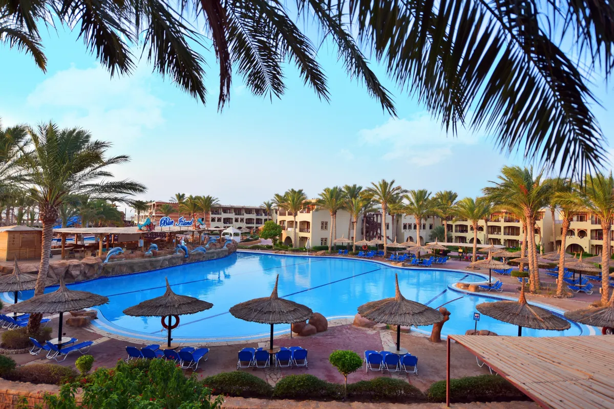Edge Rotana Sea Beach фото 0