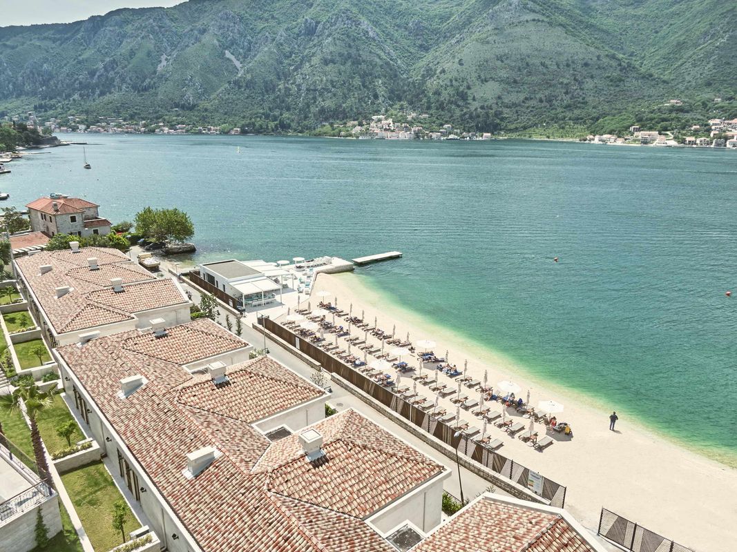 HUMA Kotor Bay фото 4