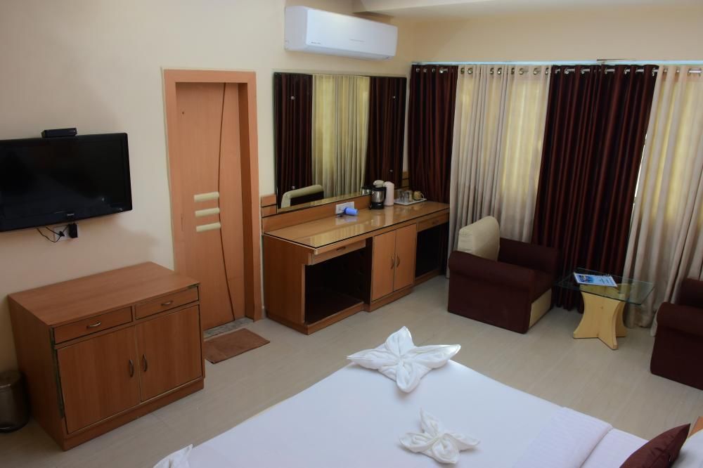 Silver Sands Beach Resort фото 38