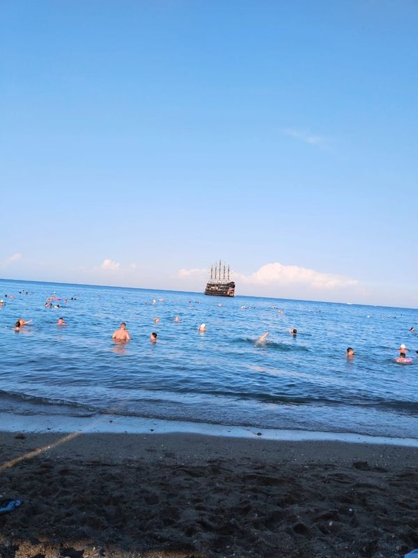 Lims Bona Dea Beach Hotel фото 42