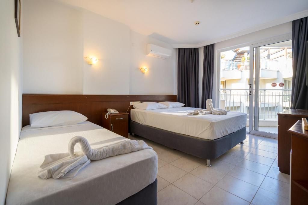 Yuvam Prime Beach Hotel фото 3