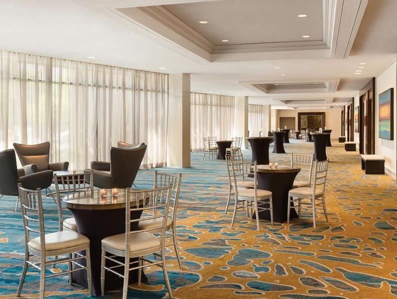 Hilton Miami Airport Blue Lagoon фото 16