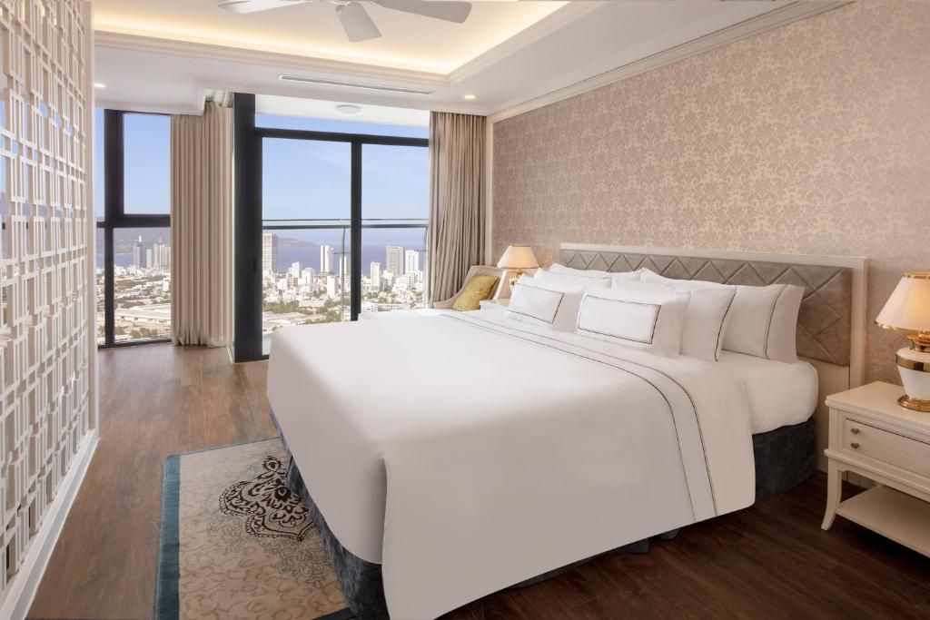 Melia Vinpearl Danang Riverfront фото 36