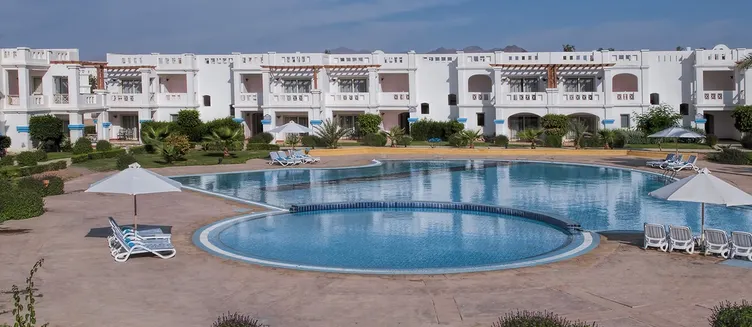 Фото отеля Continental Plaza Beach Resort