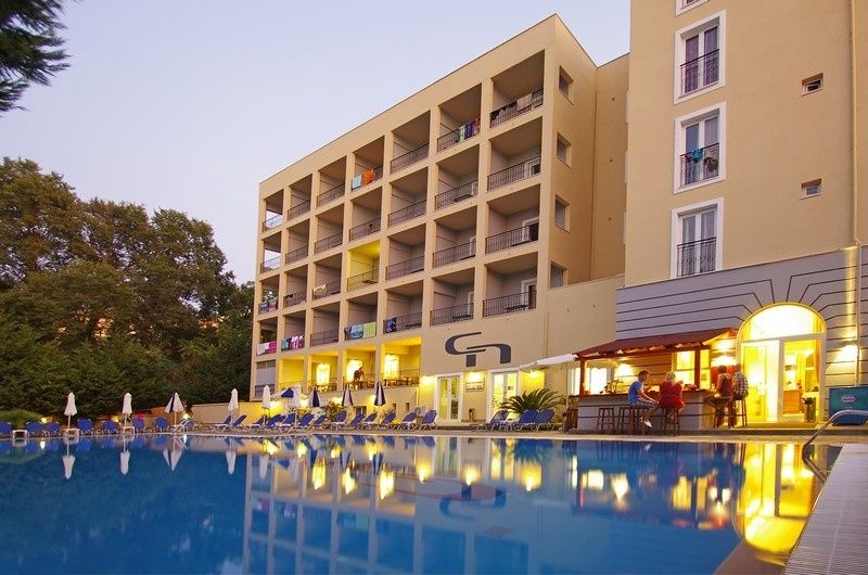 CNic Hellinis Hotel фото 33